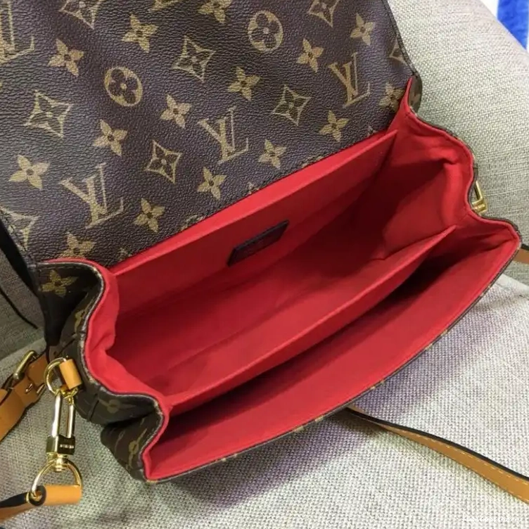 Fashionrep Bags 19B570297 LV 0617